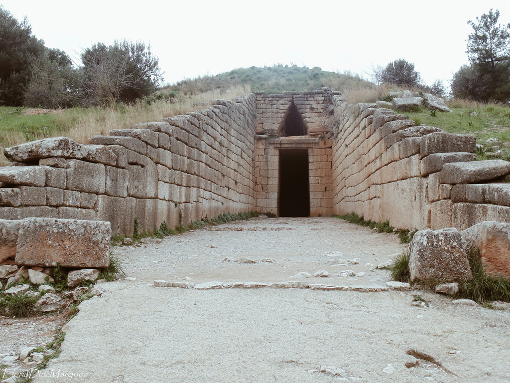 El Tesoro de Atreo. Los Viajes de Aspasia Tesoro de Atreo
