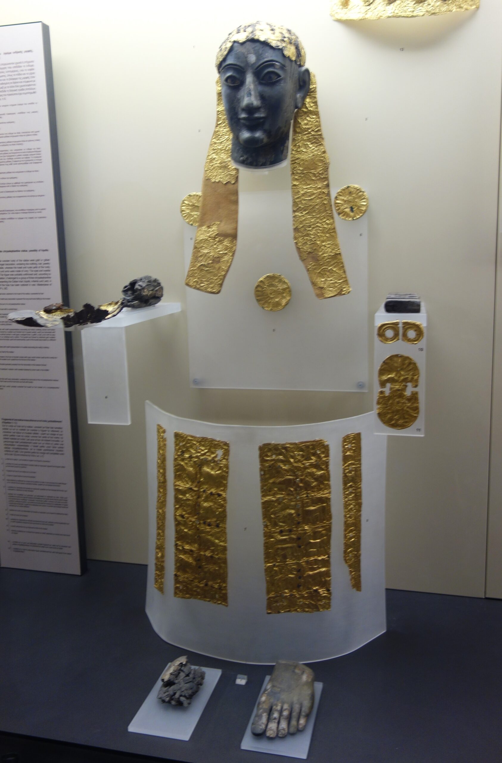 Estatua crisoelefantina de Delfos (foto: autora)